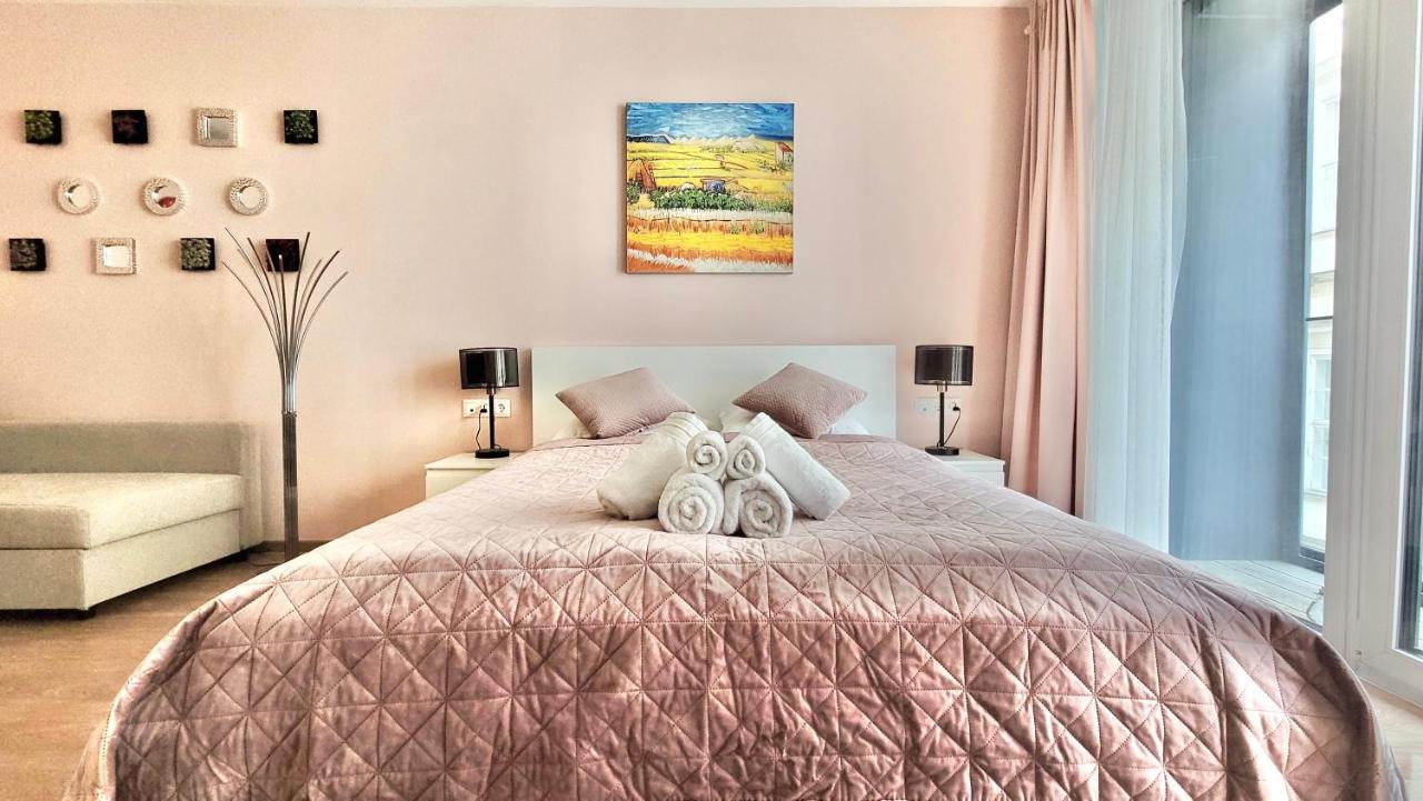 Mm D Home Apartment Budapest Bagian luar foto