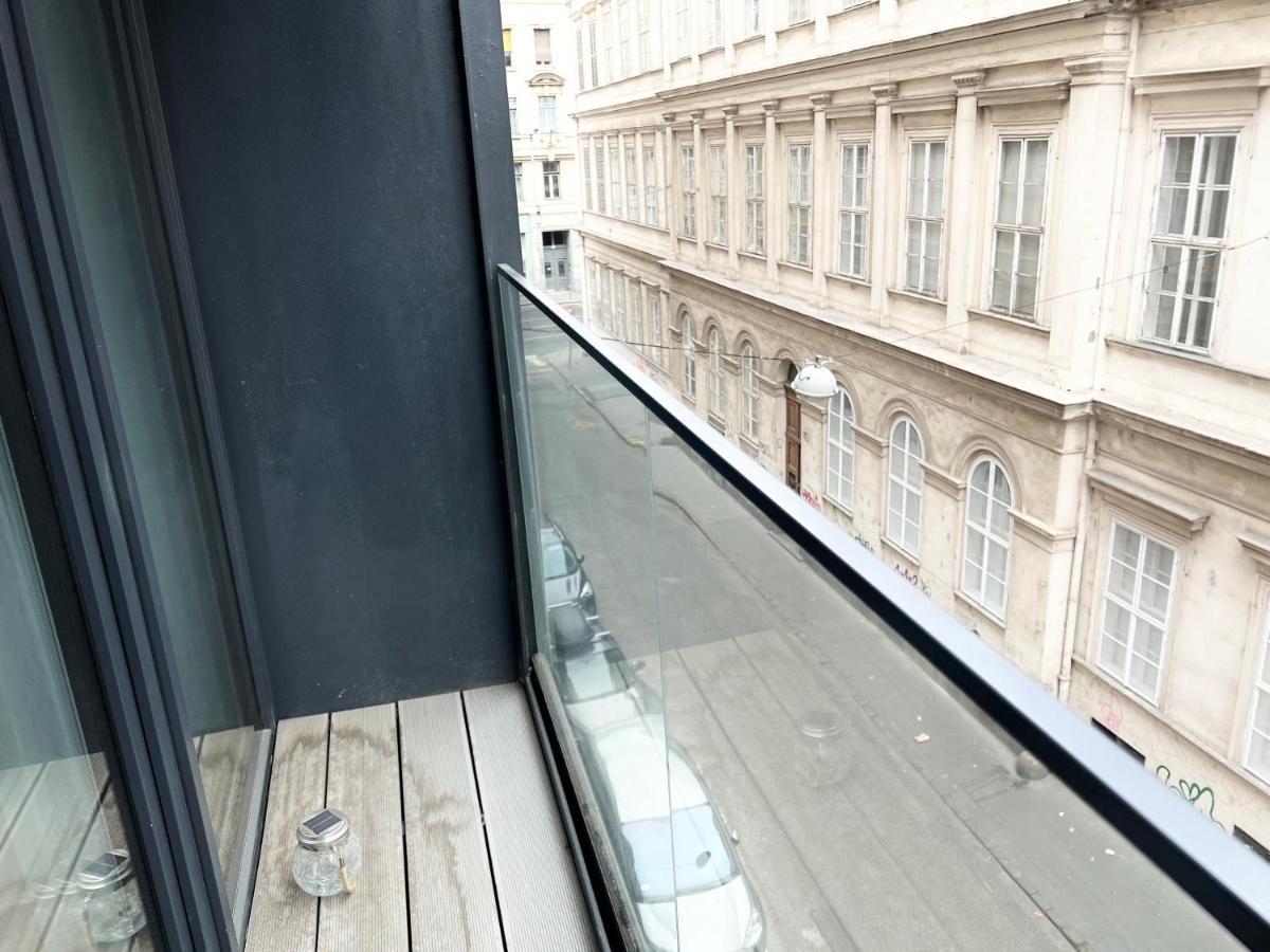 Mm D Home Apartment Budapest Bagian luar foto